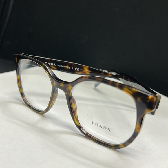 Prada eyeglasses with original case - Picture 3 of 7